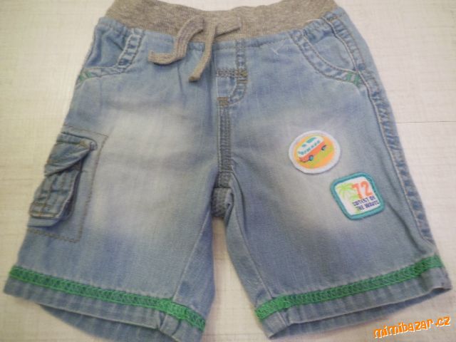 Nádherné džínové kraťasy, vel.68/74