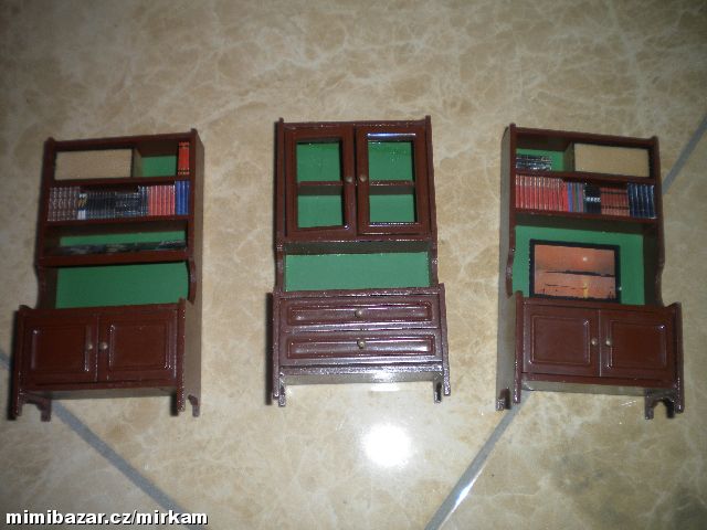 dřevěnný nábytek do pokojíčka