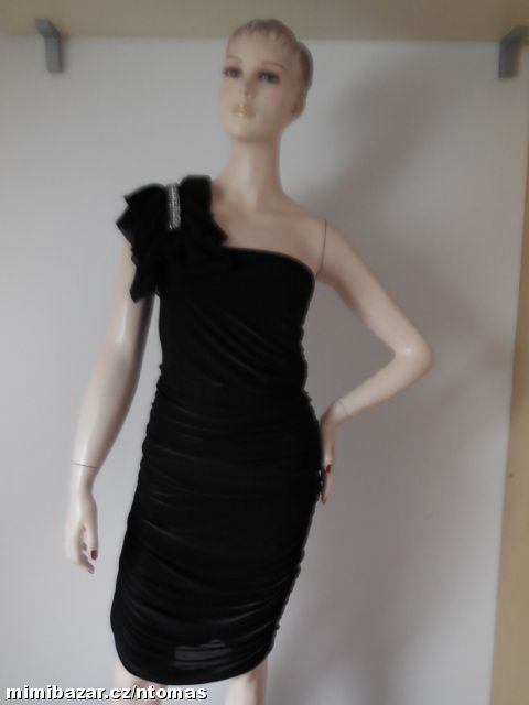 River island řasené šaty V.40