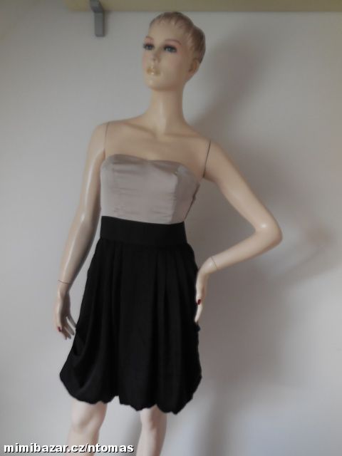 H&M šaty s balonově nabíranou sukní V. 34