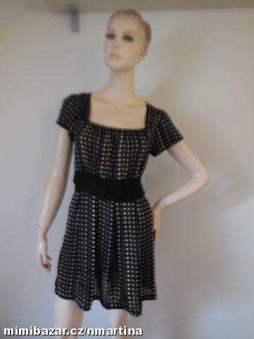 Happie loves it saténové šaty V. M