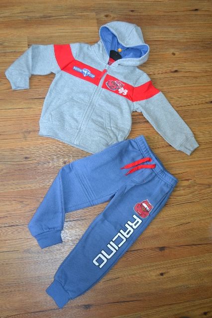 Prodám - Chlapecká tepláková souprava teplá CARS, Jihlava | Mimibazar.cz