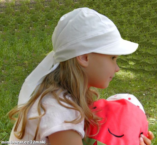 PIRÁT, ŠÁTEK S KŠILTEM bílá na kluky i holky, clona
