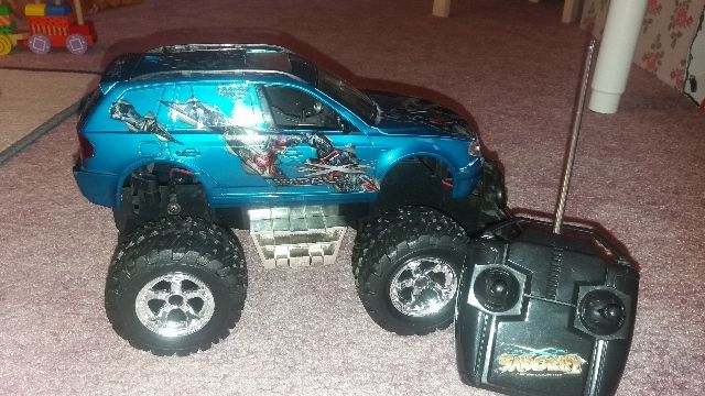 Super auto monster truck