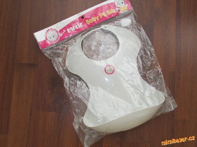 N.o.v.ý. plastový bryndák Farlin