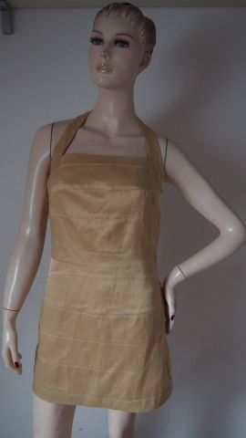 Zlaté šaty LIPSY, v.36