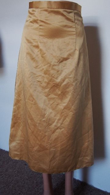 Zlatá společenská saténová sukně v.S