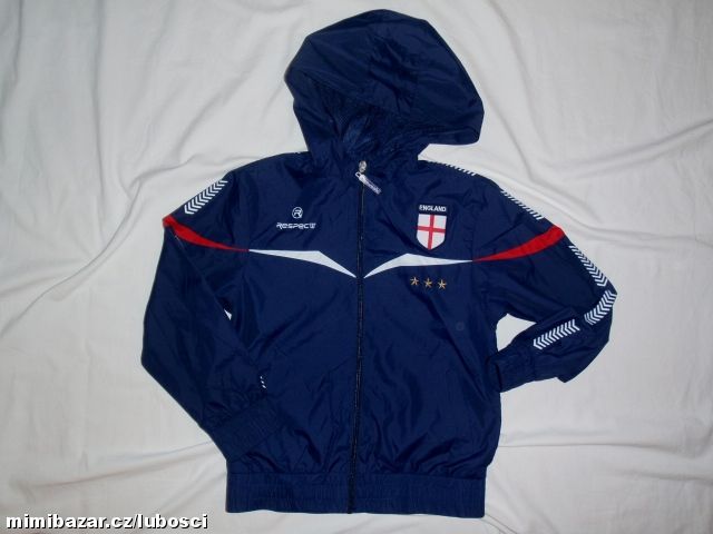 BOMBASTICKÁ SPORTOVNÍ PODŠITÁ BUNDA ENGLAND