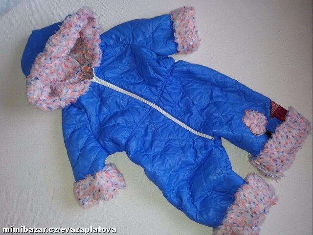 Zimní kombinéza s kožíškem vel. 74