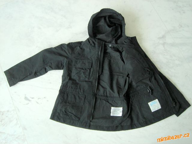 FRAJERSKÁ NPROMOKAVÁ BUNDA DOVOZ JAPONSKO