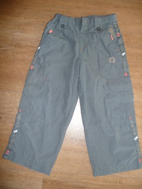 podšité kalhoty pro malé skejťáky :-)