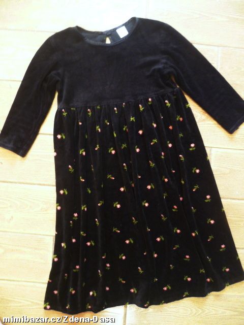 černé sametové šatičky vel. 116/122