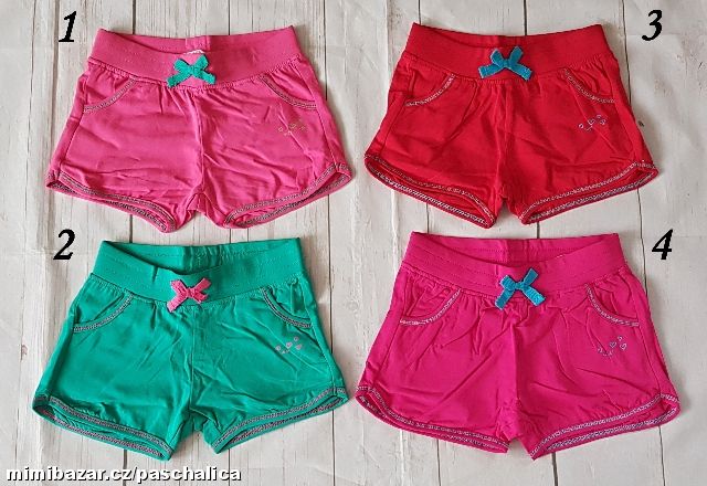 Kraťasy dívčí WOLF H2561 vel. 110