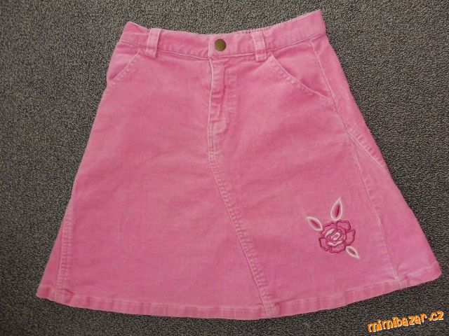 Růžová manšestrová sukně