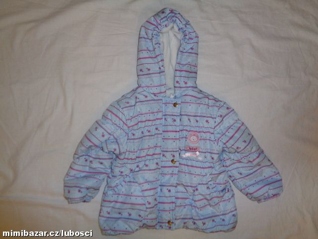 Krásná modroučká zimní bunda s vločkama