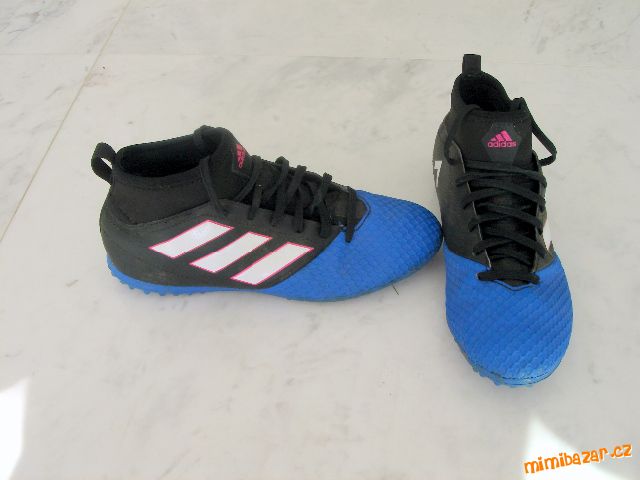 ADIDAS TARFY