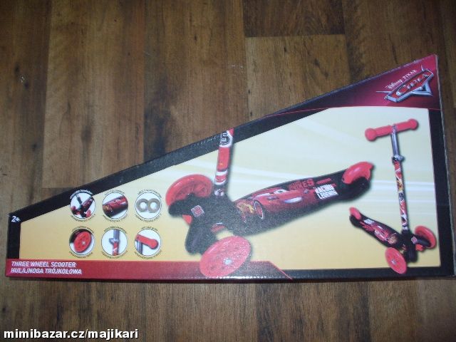 Koloběžka Cars 3 kola