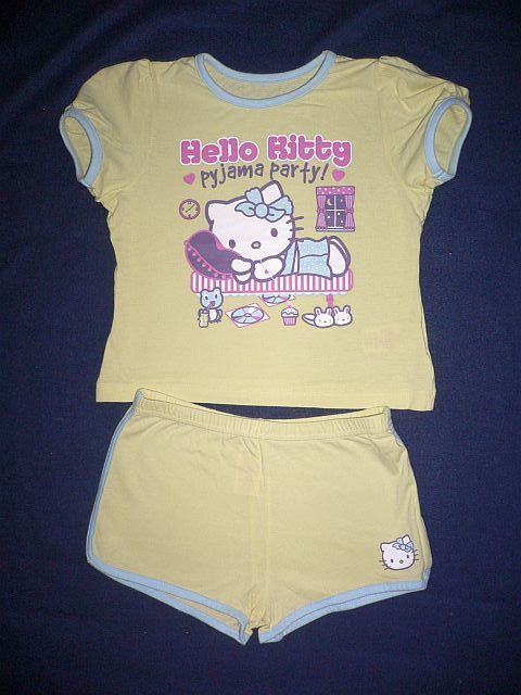 Nádherné pyžamko Hello Kitty
