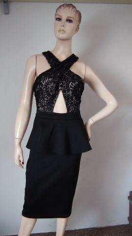 Pink Boutique pružné peplum šaty V. 34