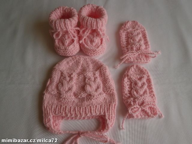 Ručně pletená dětská souprava