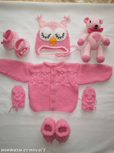Ručně pletená dětská souprava