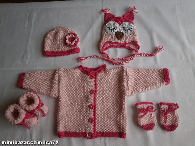 Ručně pletená dětská souprava