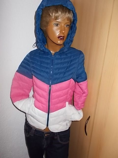 UŽASNÁ PŘECHODOVÁ BUNDA DO PASU ONLY TOP STAV