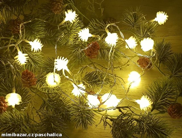 Vánoční svítící řetěz šišky 3m/20ks žluté světlo