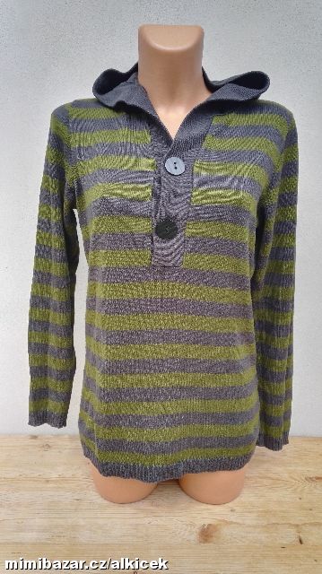 *SVETR S KAPUCÍ Z-ONE - VEL.M