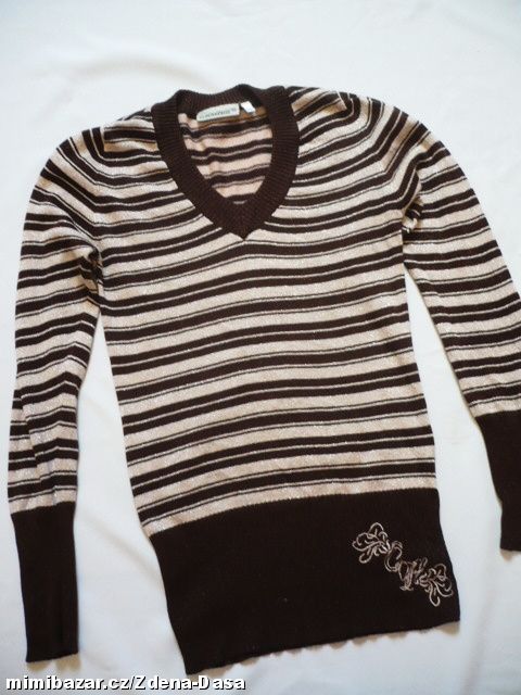 krásný třpitivý svetr s výšivkou vel. S vel. 36
