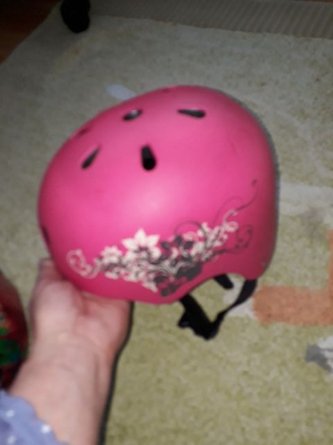 Helma na brusle, kolo i skejt vel M55-58