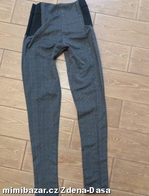 pěkné šedé legíny vel. S vel. 164