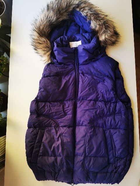 Č.7288 KRÁSNÉ DÁM. ZN.VESTA JAKO NOVÁ JARNÍ v.S/M