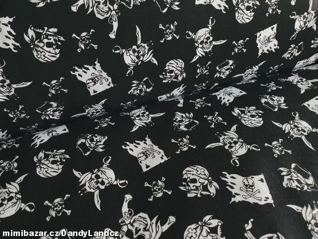 Bavlněná látka metráž - Pirátské lebky na černé