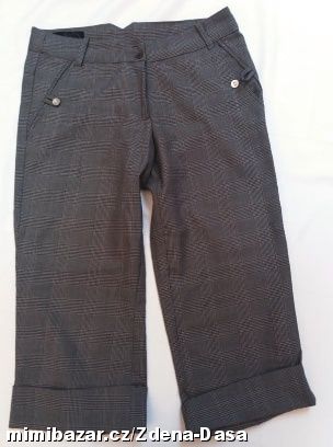 krásné dámské 3/4 kárované kalhoty vel. M
