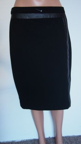 Principles černá sukně s koženkovými lemy V.40