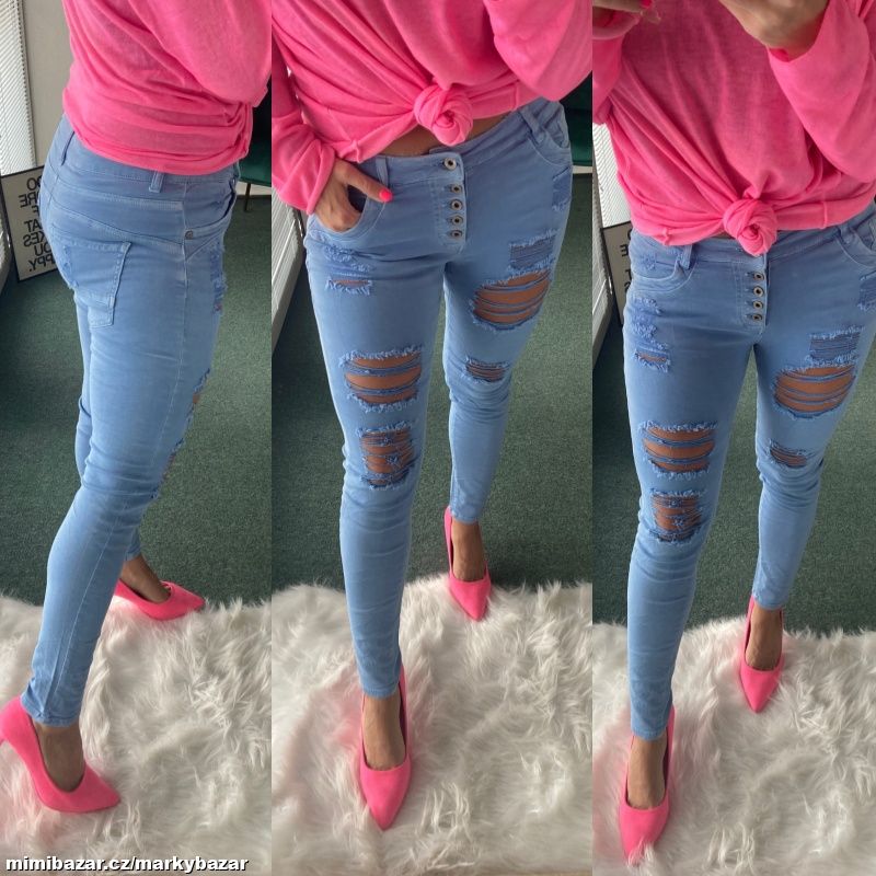Modré džíny s menším trháním