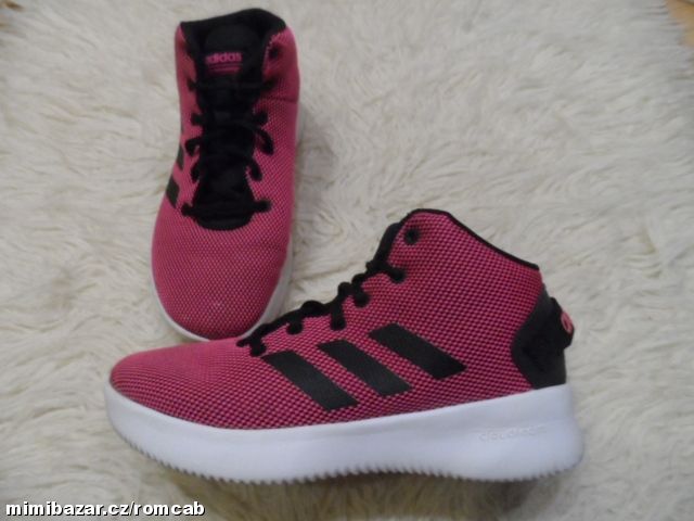 AKCE-Skvělé dívčí lehoučké tenisky ADIDAS!!!