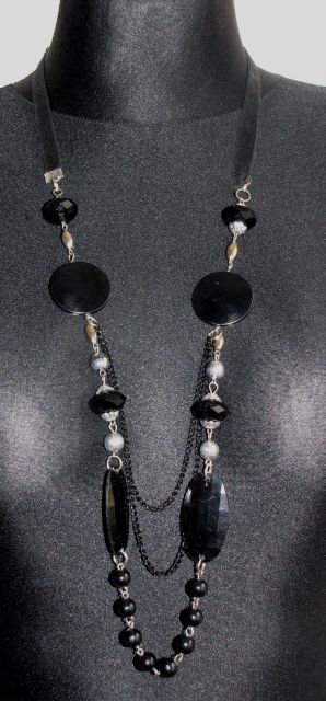 DLOUHÉ KORÁLE S ŘETÍZKEM