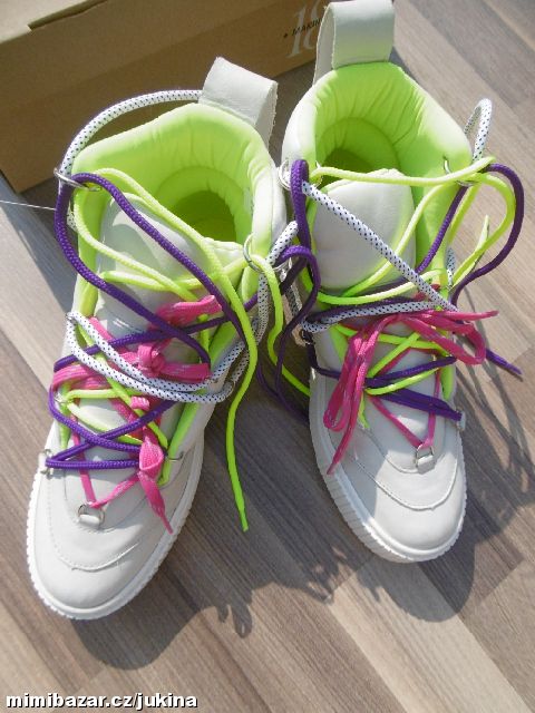 dívčí, dámské kotníkové boty KOŽENÉ