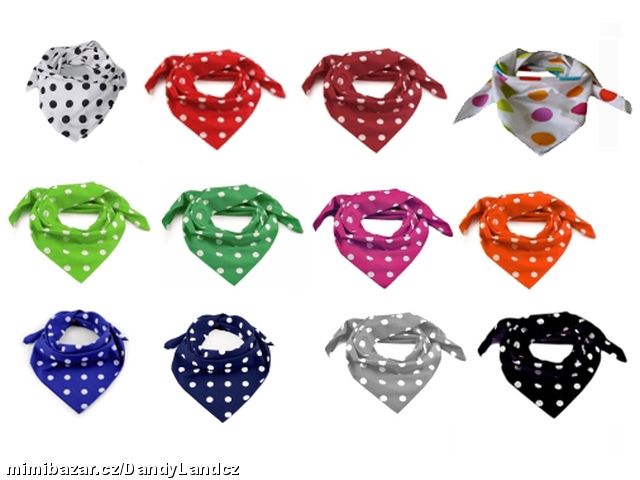 Trojcípý bavlněný šátek s puntíky 17mm