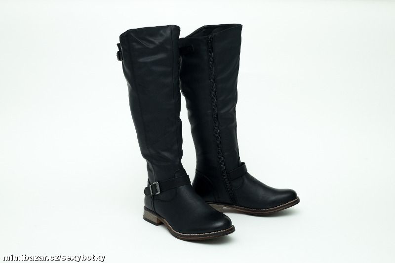 Černé zimní kozačky vel. 36, 38 - VELKÉ LÝTKO