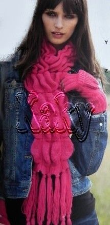 Růžová šála NEXT