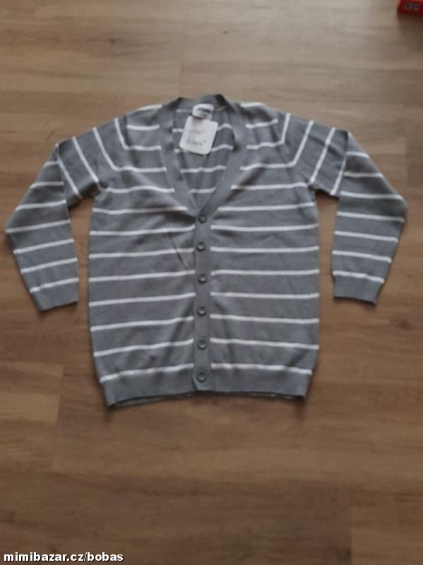 propínací svetr 134/140