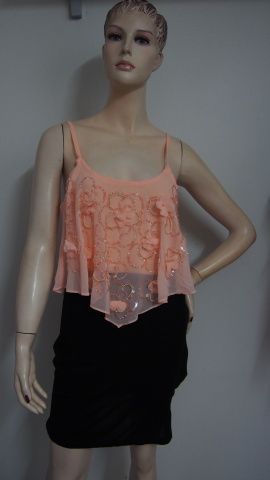 Lipsy lososové šaty s korálky a kvítky V.36