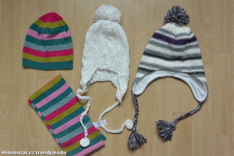 V 3x čepice 4-8 let, šála a ponožky zdarma
