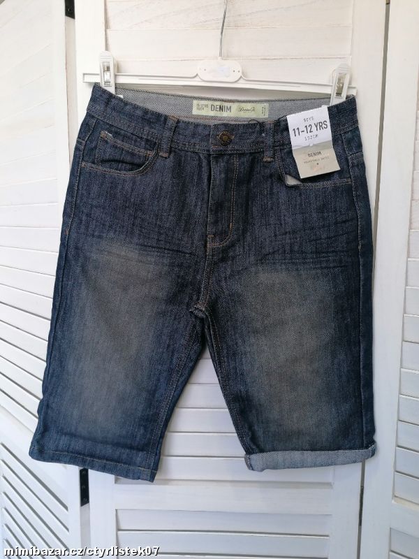 NEPOUŽITÉ CHLAPECKÉ KRAŤASY ŠORTKY 11-12 L 64249