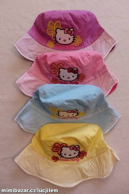 Klobouček Hello Kitty