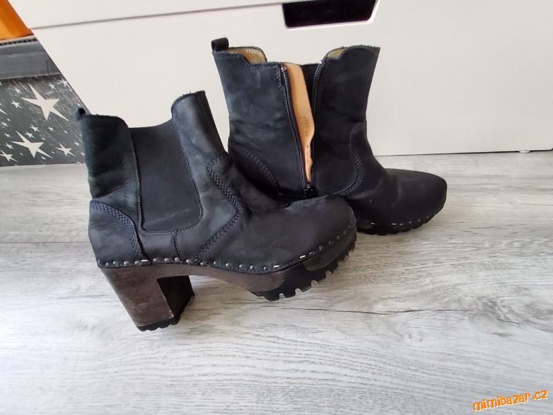 Kožené stylové boty v.39