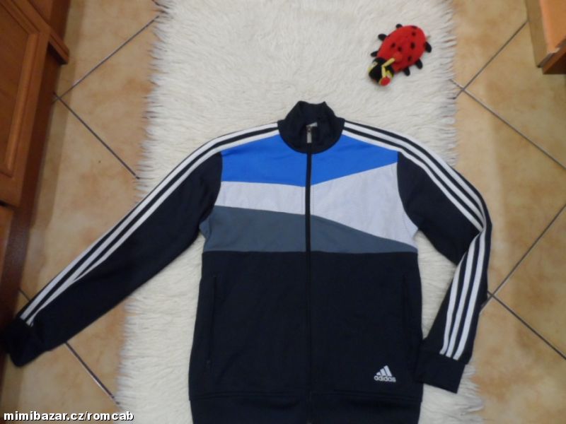 Luxusní chlapecká outdoorová funkční mikča ADIDA!!